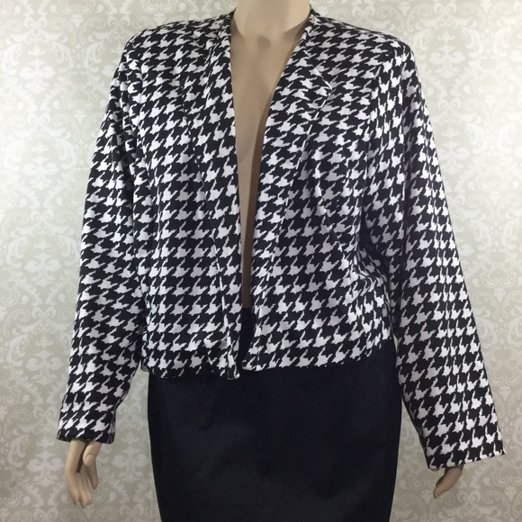 Ashley Stewart Houndstooth Blazer White Black 4X