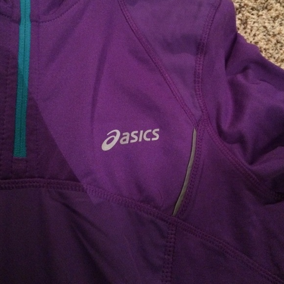 Asics Quarter Zip Athletic Pullover - Picture 2 of 4