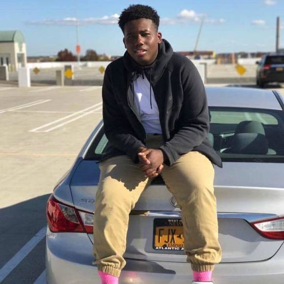 Meet your Posher, Matthew - Picture 1 of 1