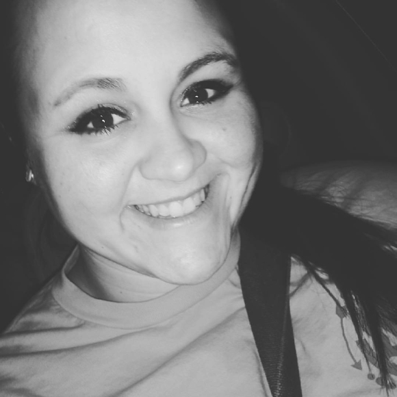 Meet your Posher, Kelsey - Picture 1 of 1