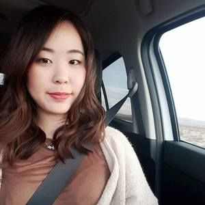 Meet your Posher, Iris