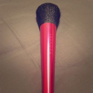 Sephora round powder brush! Guard included #120