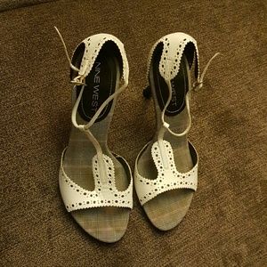 Nine West White Heels
