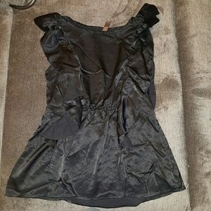 Black Blouse with ruffled sleeves