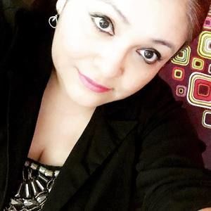 Meet your Posher, Rosalba