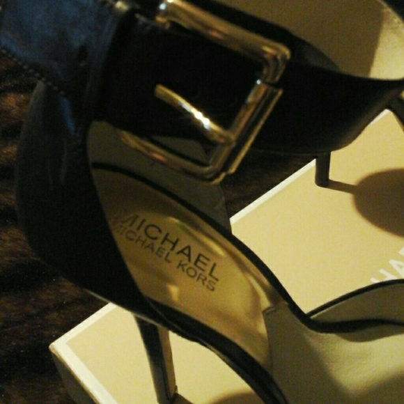 Michael Kors Leopard Leather - Picture 4 of 4