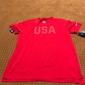 Red Nike dri-fit t-shirt