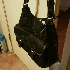 Kenneth Cole Black  Shoulder Bag