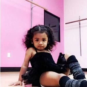 Meet your Posher, Ciara