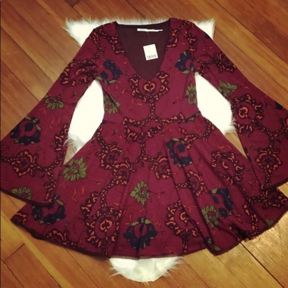 Floral bell-sleeve babydoll mini dress - Picture 6 of 6
