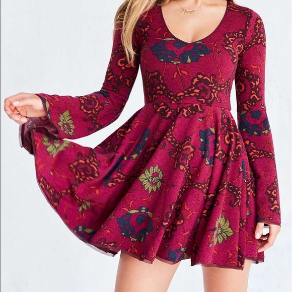 Floral bell-sleeve babydoll mini dress - Picture 3 of 6