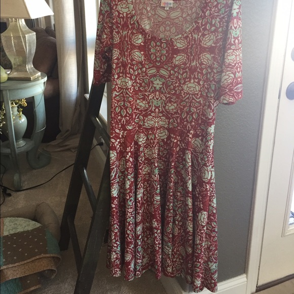 Lularoe Nicole- like new!