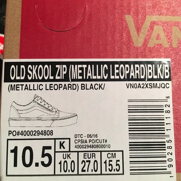 SOLD!NWT Old School Zip Metallic Leopard Vans - Picture 4 of 4