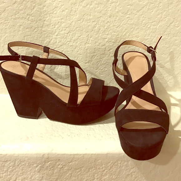 ZARA Black, suede, platform wedge sandals