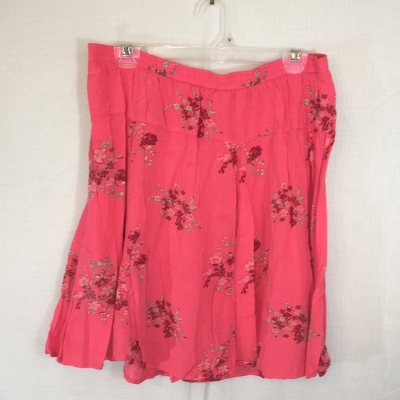 Old Navy Pink Skirt-M