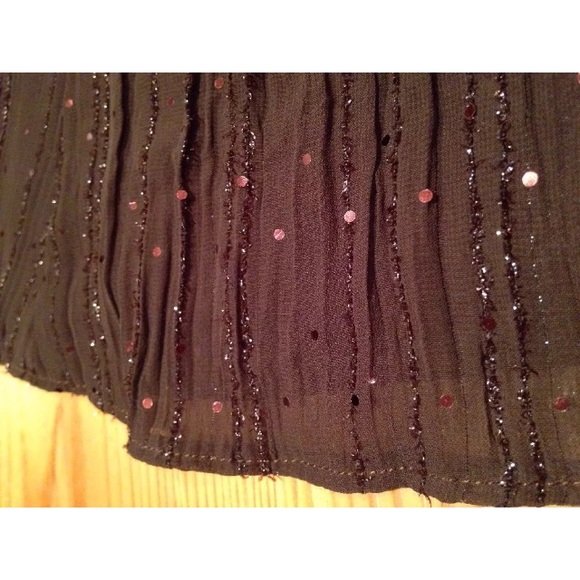 ELEGANT NEEDLE EMBELLISHED SKIRT Women's S - Picture 3 of 4