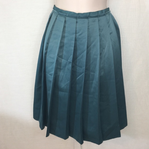 Old Navy Teal Skirt-8