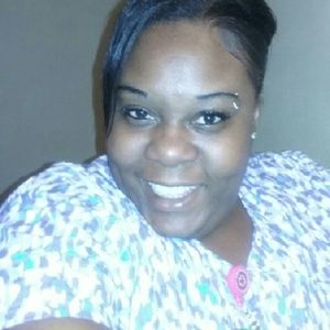 Meet your Posher, Antionette