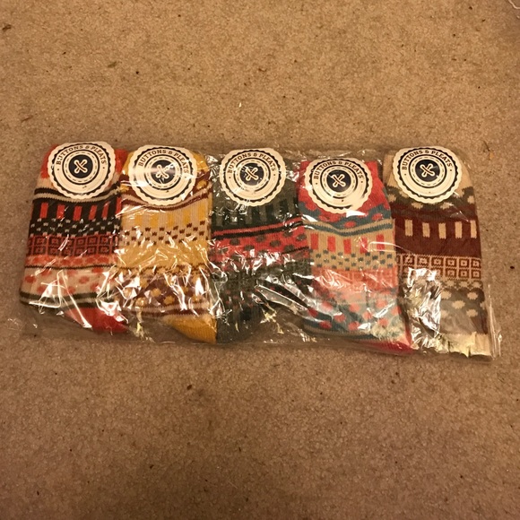 Multicolor pack of patterned socks
