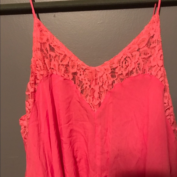 Lace dress - Picture 3 of 3