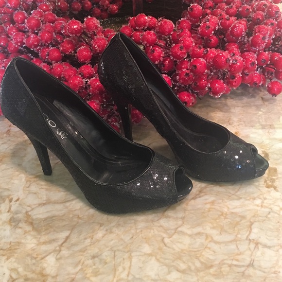 ALDO Black Sequined Peep Toe Heels - Picture 1 of 4