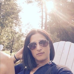 Meet your Posher, Andrea