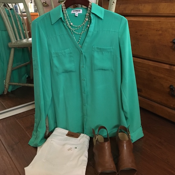 Express blouse green size XS