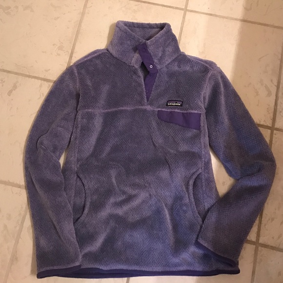 Patagonia light purple pullover!!