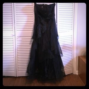 EUC David's Bridal Tiered Organza Ball Gown