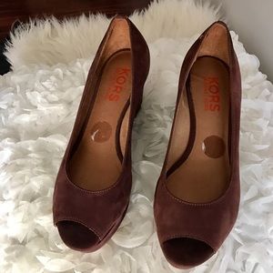 🔥 MICHAEL KORS- Wedge sueded brown