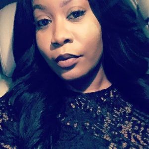 Meet your Posher, Toya