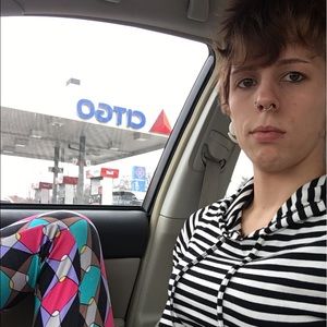 Meet your Posher, Brie