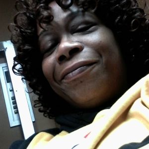 Meet your Posher, Connie