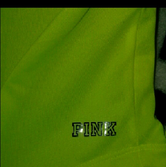 Vs Pink ultimate - Picture 2 of 2