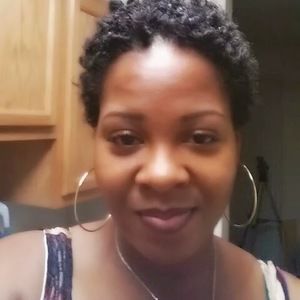 Meet your Posher, Rhonda