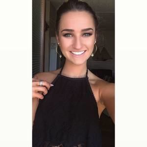 Meet your Posher, Natalie