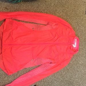 Lululemon light rain/wind jacket Sz 4