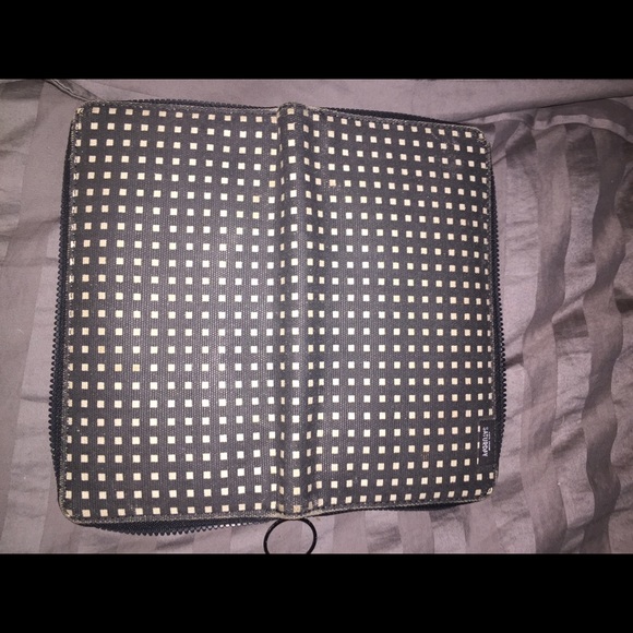 Kate Spade wallet - Picture 2 of 2