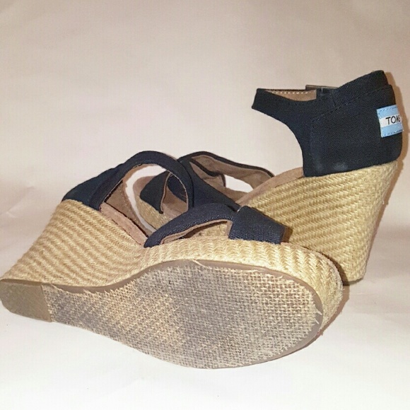 TOMS 9 ESPADRILLE WEDGE SANDAL BLACK CROSS - Picture 3 of 4