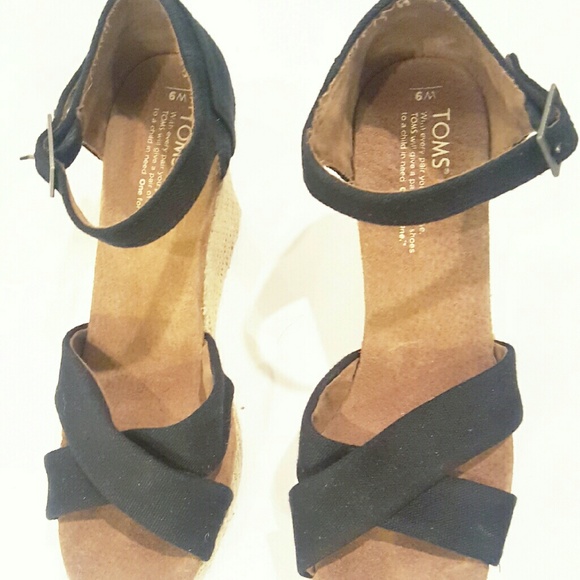 TOMS 9 ESPADRILLE WEDGE SANDAL BLACK CROSS - Picture 4 of 4