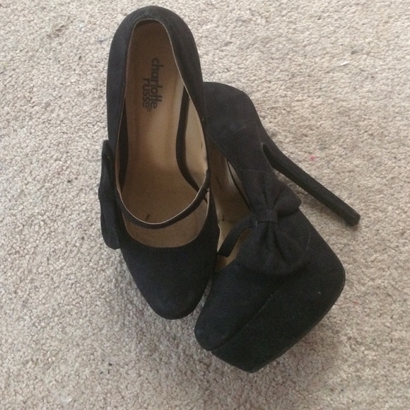 Bow Pumps