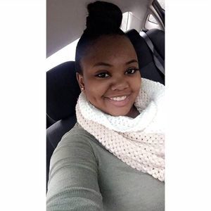 Meet your Posher, Lemonica