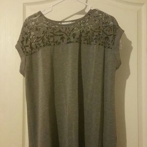 AVA and VIV 1X shirt