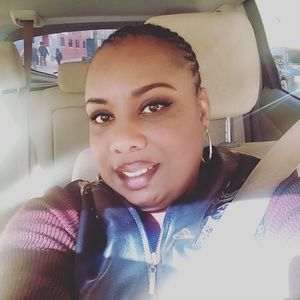 Meet your Posher, Tonia