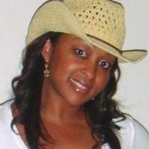 Meet your Posher, Monique