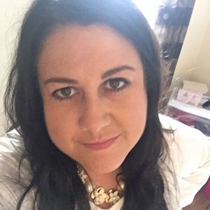 Meet your Posher, Laurie