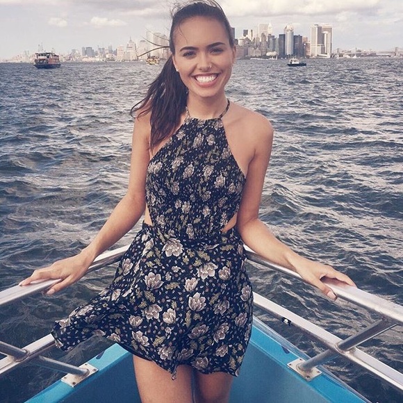 Meet your Posher, Jessica - Picture 1 of 1