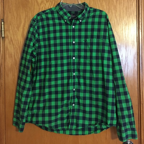 American Eagle Men's Button down Classic Fit XL