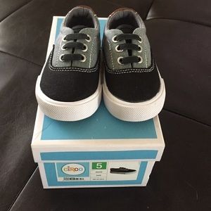 Circo baby boy sneaker