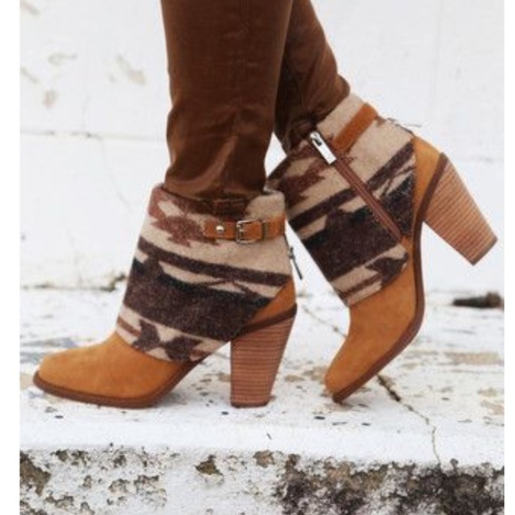 Jessica Simpson 'Cassley' Bootie